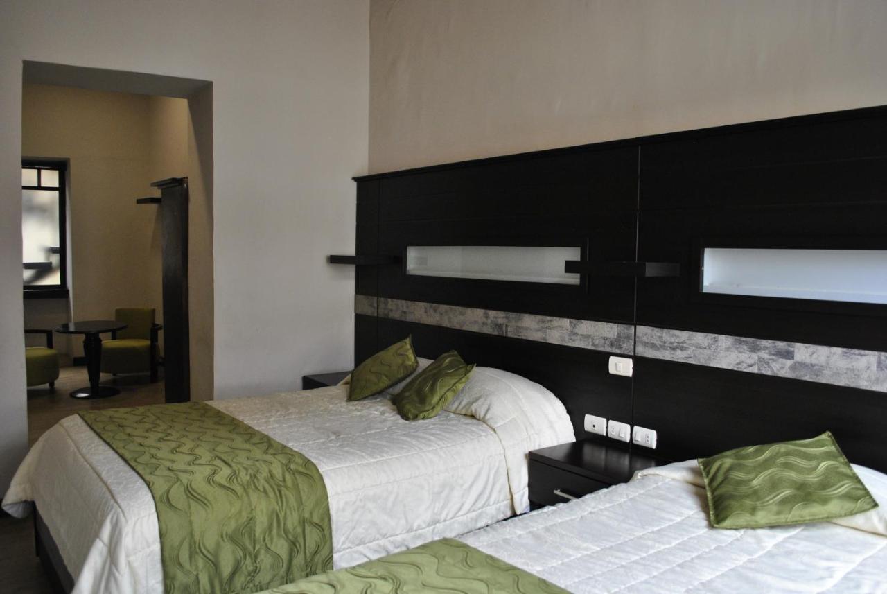 Hotel Majestic 2 By Hhg Cuenca Exterior photo