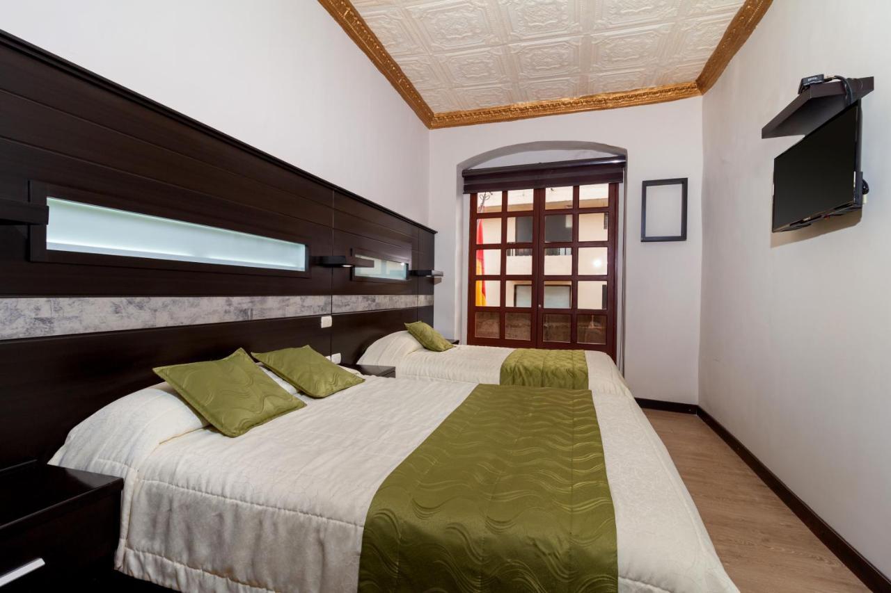 Hotel Majestic 2 By Hhg Cuenca Exterior photo