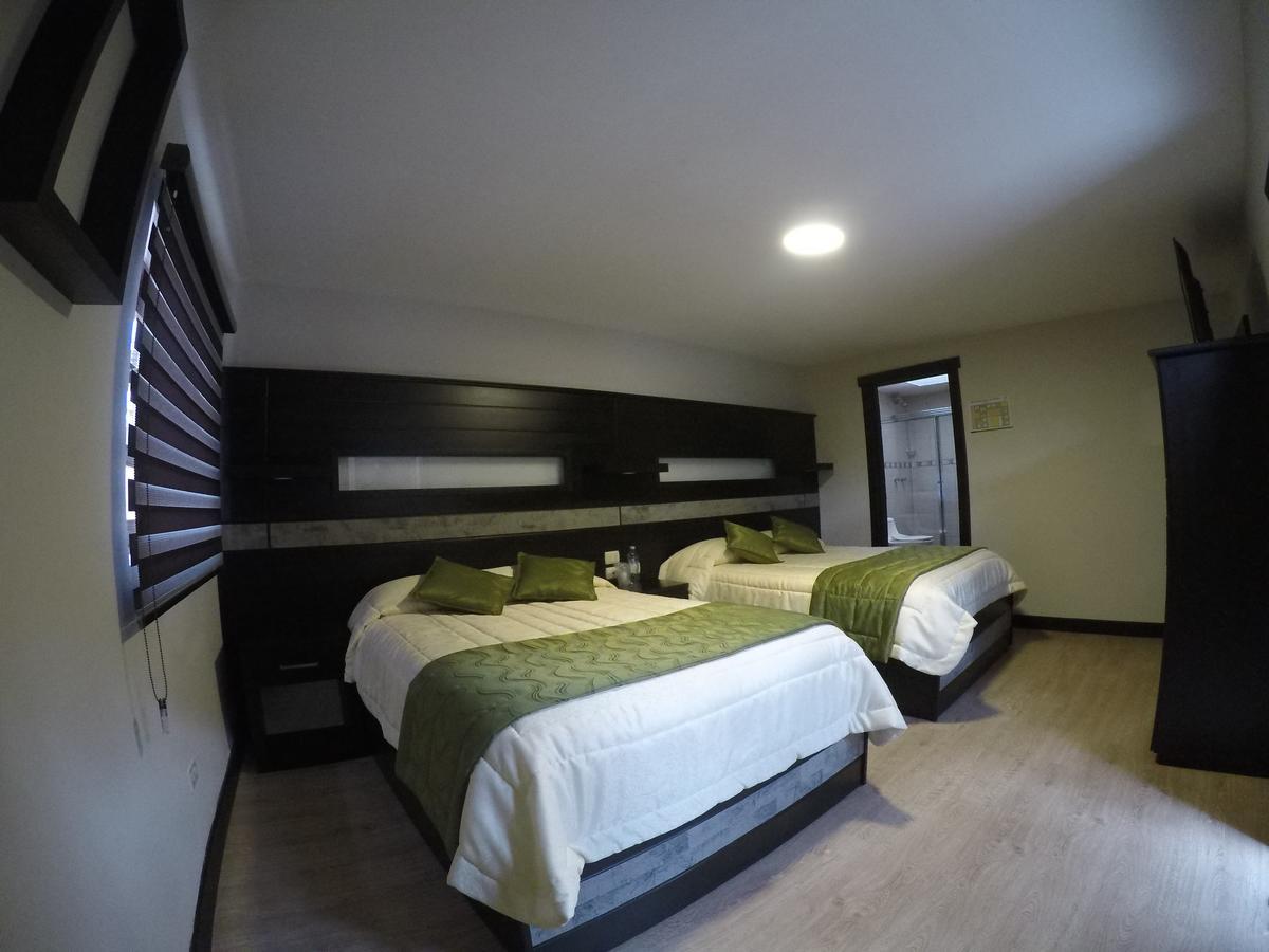 Hotel Majestic 2 By Hhg Cuenca Exterior photo